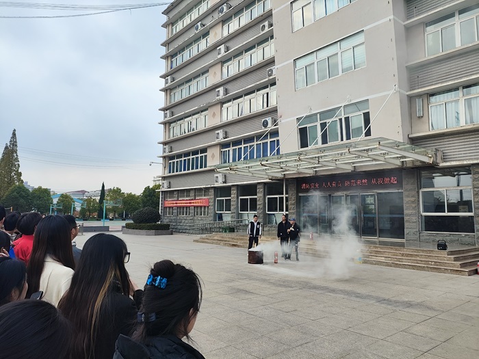 1732177833423.jpg 1732177833423.jpg