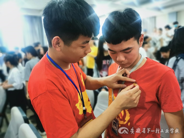 DFC8184CF1FCE6BB9E28F5F84910FB6F.jpg DFC8184CF1FCE6BB9E28F5F84910FB6F.jpg