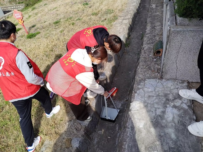 88EC6C6982561B8CB34EEB2C5AB4814B.png 88EC6C6982561B8CB34EEB2C5AB4814B.png