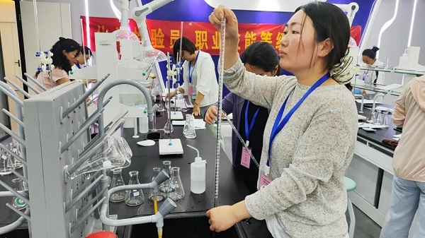 图片5.jpg 图片5.jpg