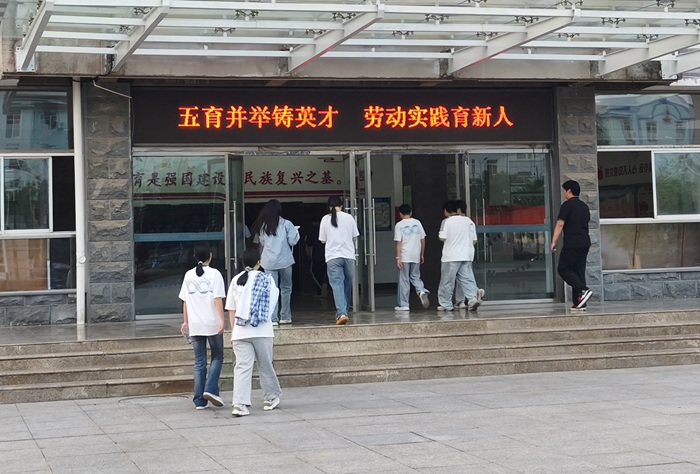 宣传2 - 副本.jpg